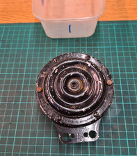 Vintage Lucas 6H Horn - ref