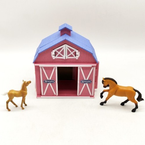 Breyer stablemates pocket barn - breyer,