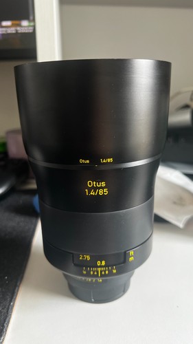 Zeiss otus 85mm - f1.4,
