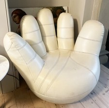 Hand shaped/fingers cream leather chair