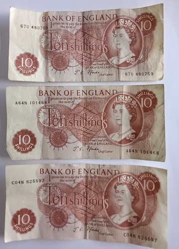 Three 1967 ten shilling - ten, 10/