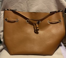 H&M CARAMEL COLOUR LARGE HANDBAG WITH ATTACHED PURSE INSIDE