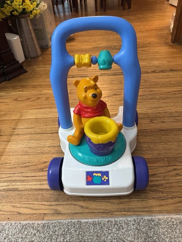 Winnie the pooh - winnie,