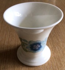WEDGEWOOD Small Tapered Posy
