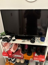 Bush 32 Inch DLED32HDS1 Smart HD Ready LED HDR Freeview TV NO STAND UNS