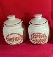 Presingoll Pottery Jars/Pots x