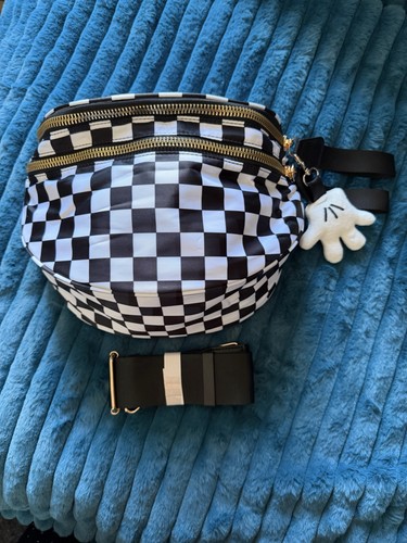 Viral trend disney mom - disney, mum