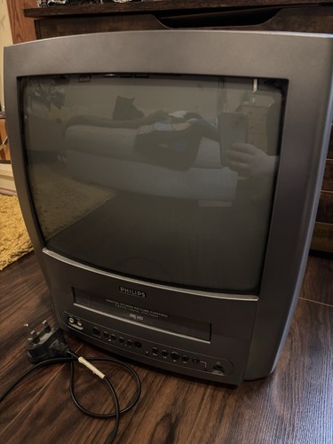 Philips 14pv111 crt - philips,