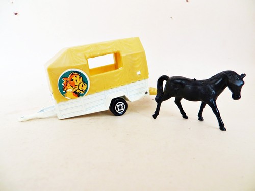 Majorette 21750 horsebox - majorette, 'horsebox