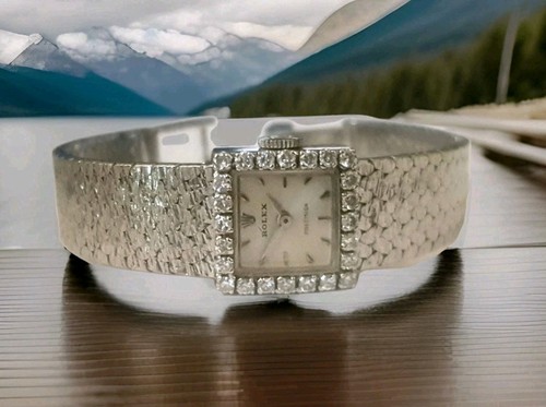 Elegant 18ct gold rolex - 18ct,