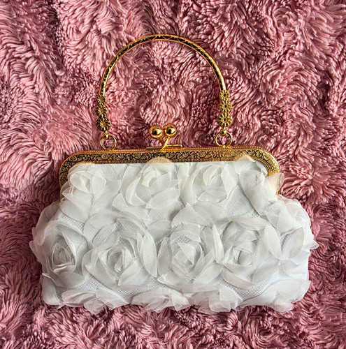 White rose floral - 3d, clutch