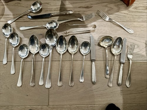 Silver plated cutlery - silver,