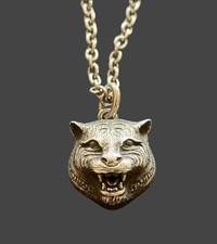Gucci Pendant Necklace Silver