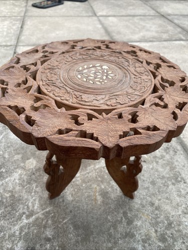 Vintage hand carved wooden - ,