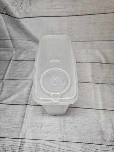 Vtg tupperware cereal - vtg,