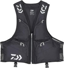 DAIWA Light Float Game Vest