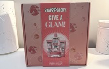 Soap & Glory Give A Glam! 4