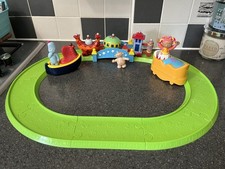 In The Night Garden Ninky Nonk Motorised Musical Train Set & Toy Bundle