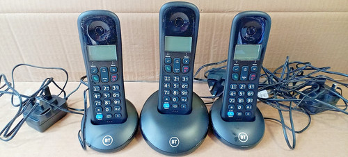 Cordless landline phone trio - landline,