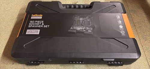 Halfords advanced 150 piece