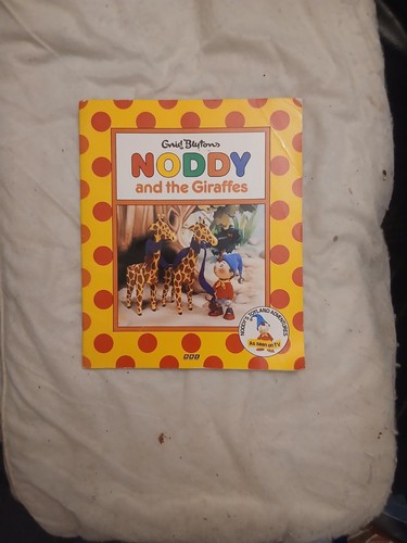 Noddy and the giraffes - noddy,