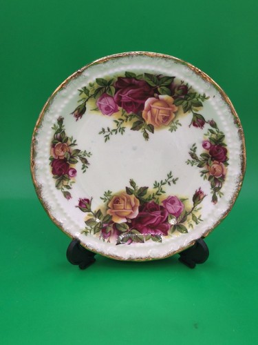 Royal albert 1962 bone china - bone,