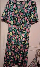 Beautiful Rose Print Satin Multicoloured Sweetheart Necked Dress Size 20