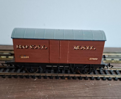 B36964 royal mail lms - royal,