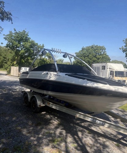 Bow rider cox boat - ,