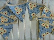 Gisela Graham Daisy Bunting