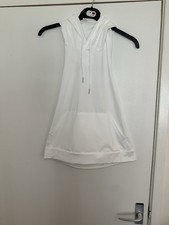 White top Backless yoga
