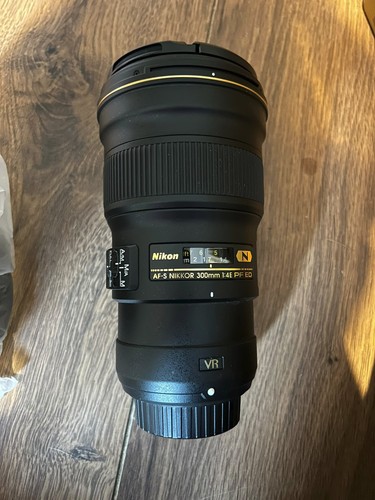 Nikon nikkor 300mm - nikon,