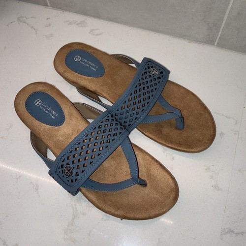 Giani bernini thong sandals - bernini,