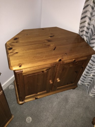 Pine corner cabinet with - tv,