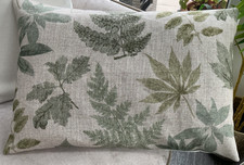 CUSHION- FERNS AND FAUNA