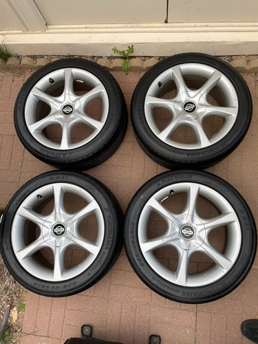 Nice oem nissan - skyline, r34