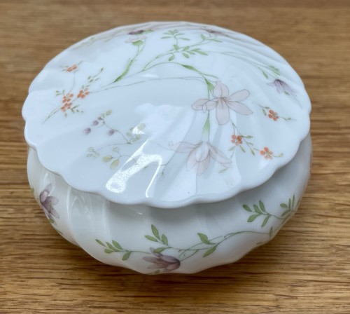 Vintage wedgwood bone - vintage,