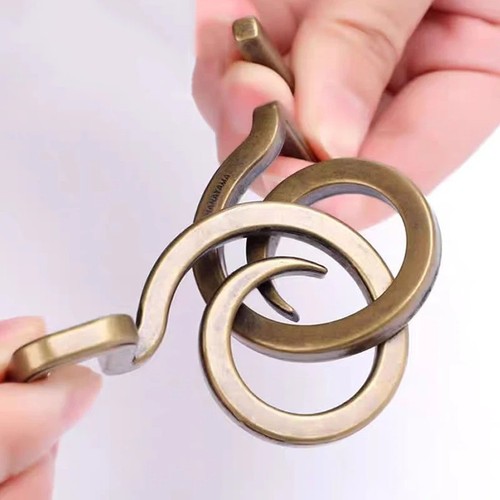Metal ring brain - ring, teaser