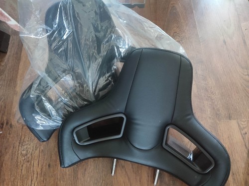 Universal car seats - x,
