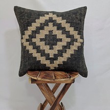 18x18 Wool Jut Rug Cushion