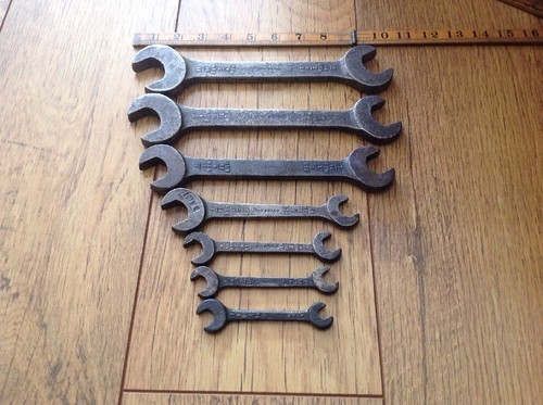 Vintage lion brand - 7,