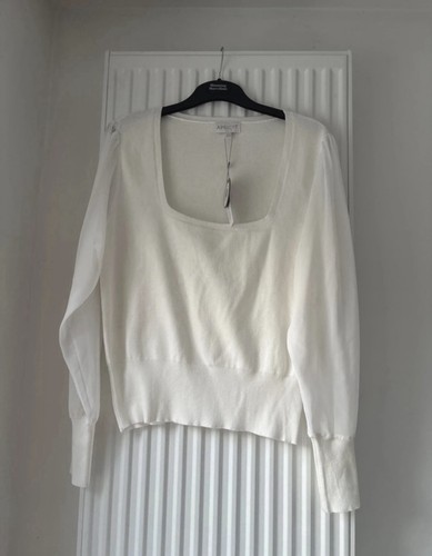 Square neck chiffon - square,