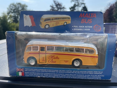 Leaf models malta bus pull - leaf,
