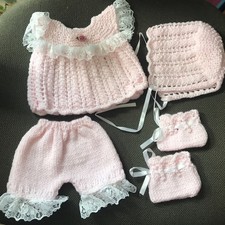 HAND KNITTED CLOTHES FOR BABY