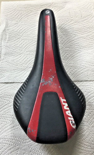 Giant bike seat saddle road - bike,