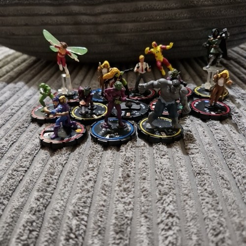 Wizkids heroclix figure bundle - heroclix,