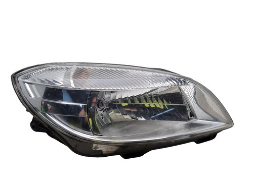 Skoda fabia headlight - skoda, lamp