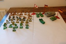 Vintage Army Men Soldiers