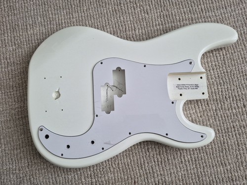 Precision bass guitar body - p,