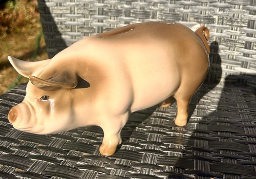 Trentham large porcelain pig - large,